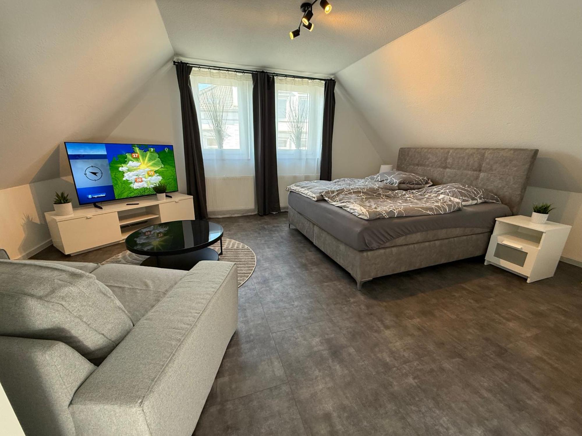 Fachwerkhaus mit 2 getrennten Schlafzimmern, Wohnzimmer und Küche Bückeburg Exterior foto